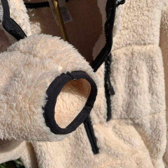 Pink by Victoria‘s Secret Sherpa pullover - Picture 5 of 10